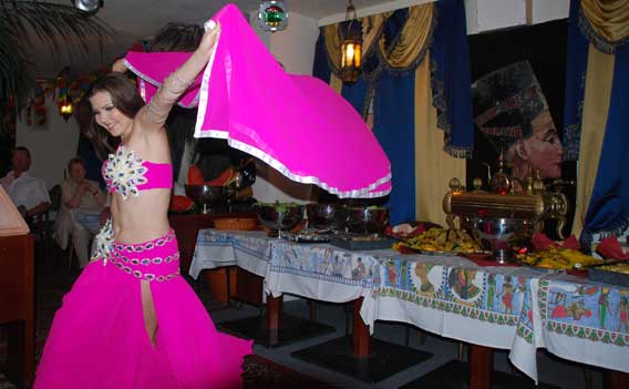 Bauchtanz in Sachsen, Orientalischer Tanz und Comedy mit Duo Oriental, Ausbildung-Abschlussparty