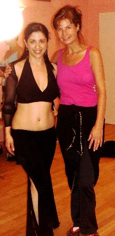 Bauchtanz in Sachsen, Baucht�nzerin Soreia mit Baucht�nzerin Virginia, Kalifornien USA